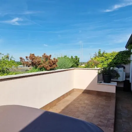 Apartment Attico In Quel Di *